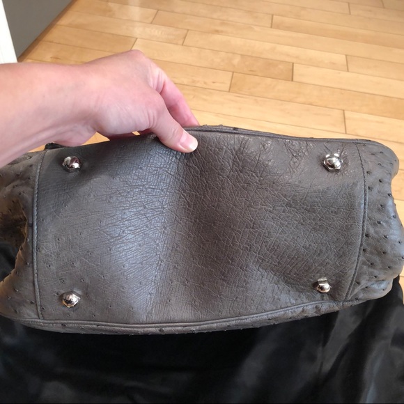 YSL gray Roady bag, ostrich - Picture 4 of 8